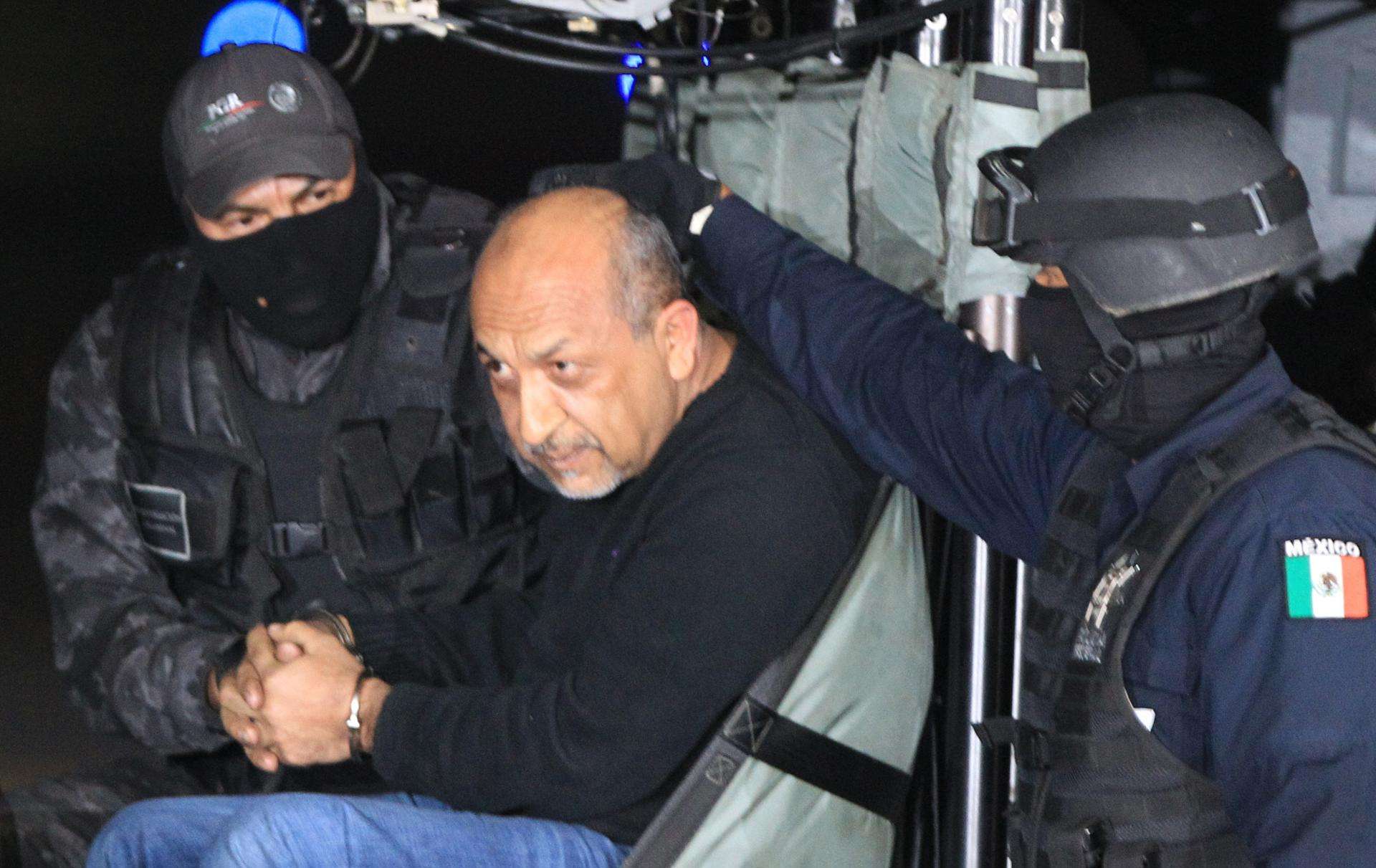 México extradita a 26 narcos a EU: “La Tuta”, “El Cuini” y “El Flaquito” entre los entregados