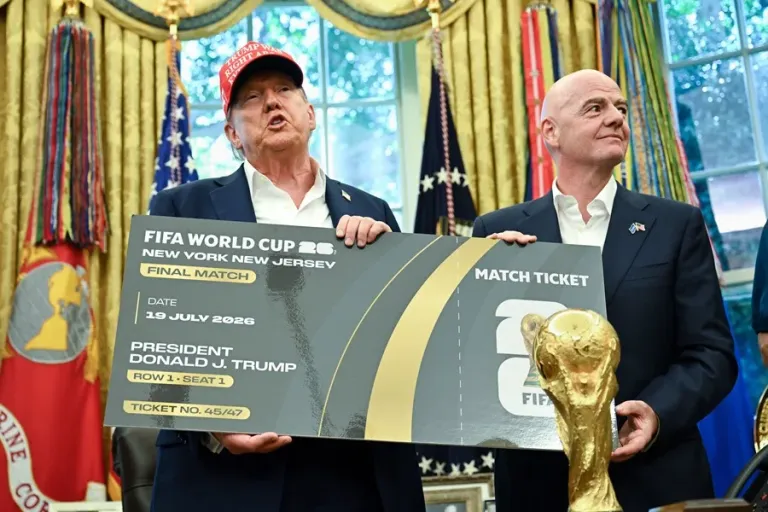 ¿El mundo unido por un balón?