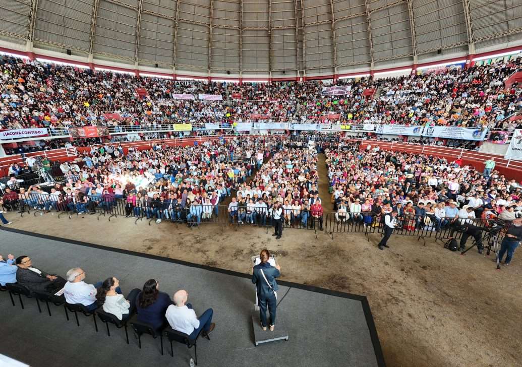 Sheinbaum en Michoacán presume reducción de pobreza y apoyo a comunidades indígenas