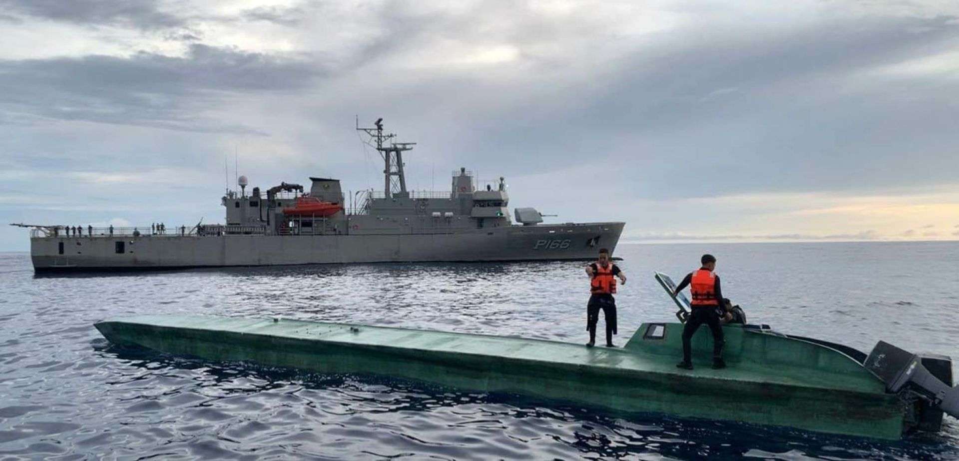 Suspenden búsqueda de presunto sobreviviente tras bombardeo de EU