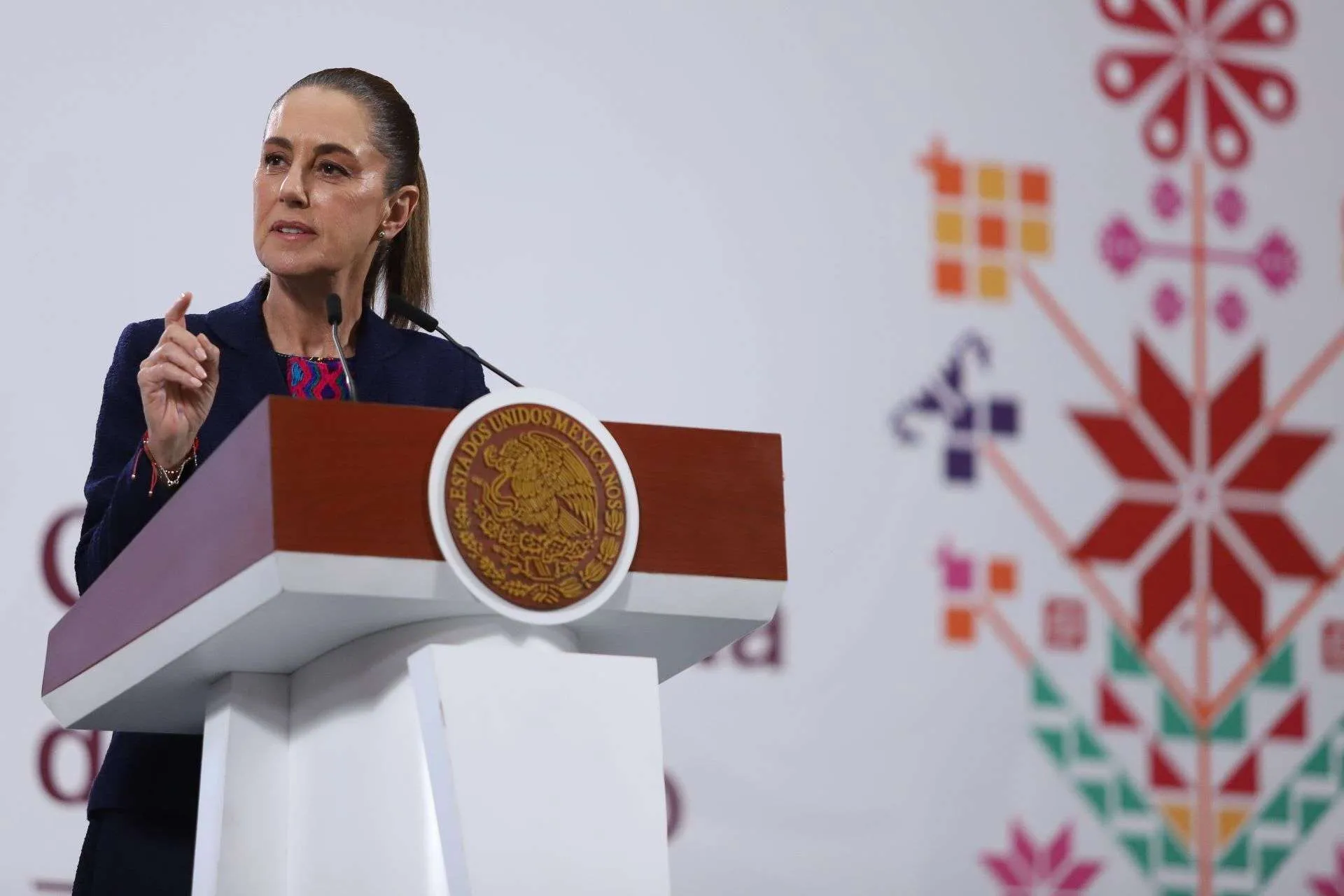 Reforma a la Ley de Amparo: Sheinbaum avala corrección y Diputados la reenvían al Senado