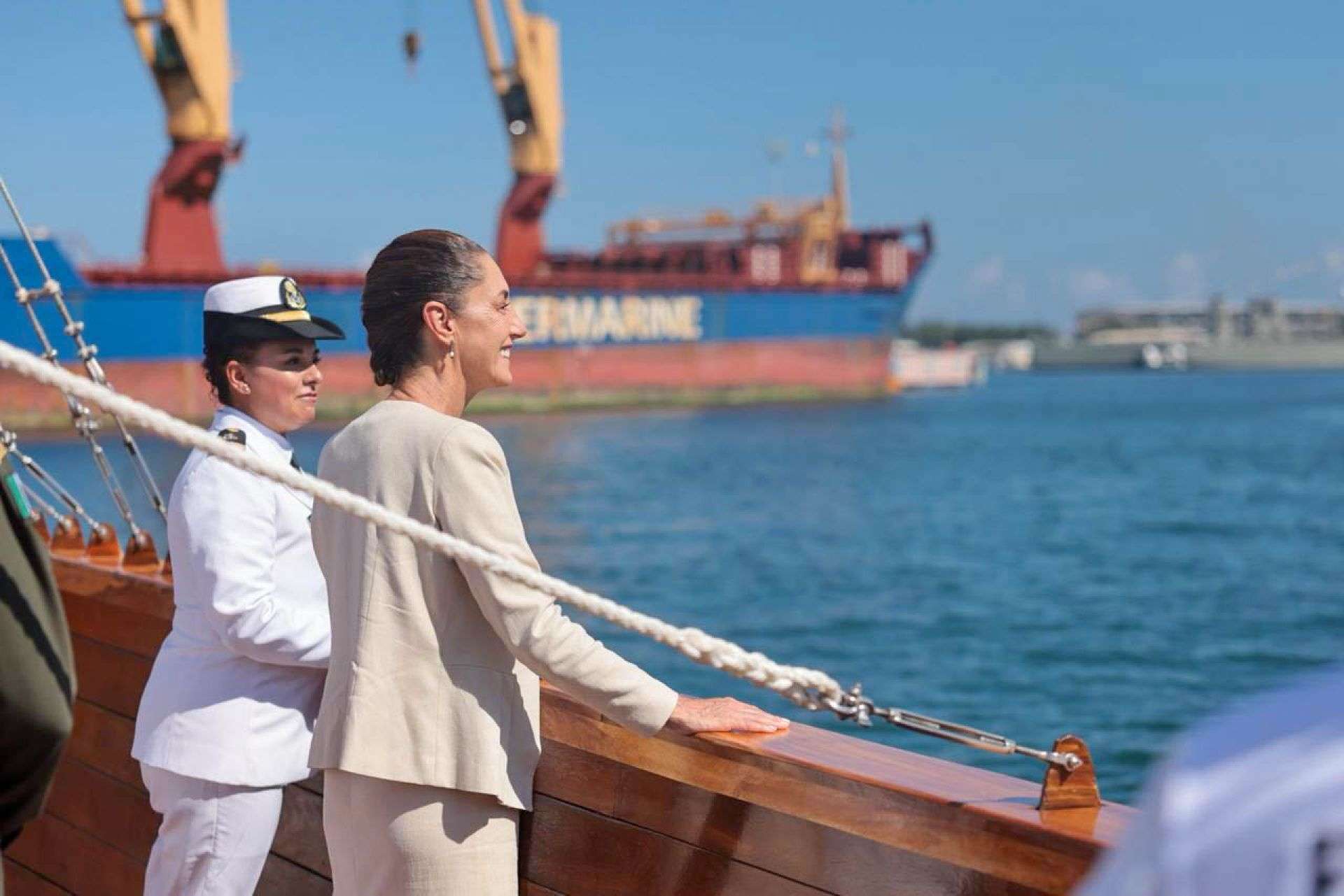 Sheinbaum visita el buque Cuauhtémoc en Veracruz después del accidente en Nueva York
